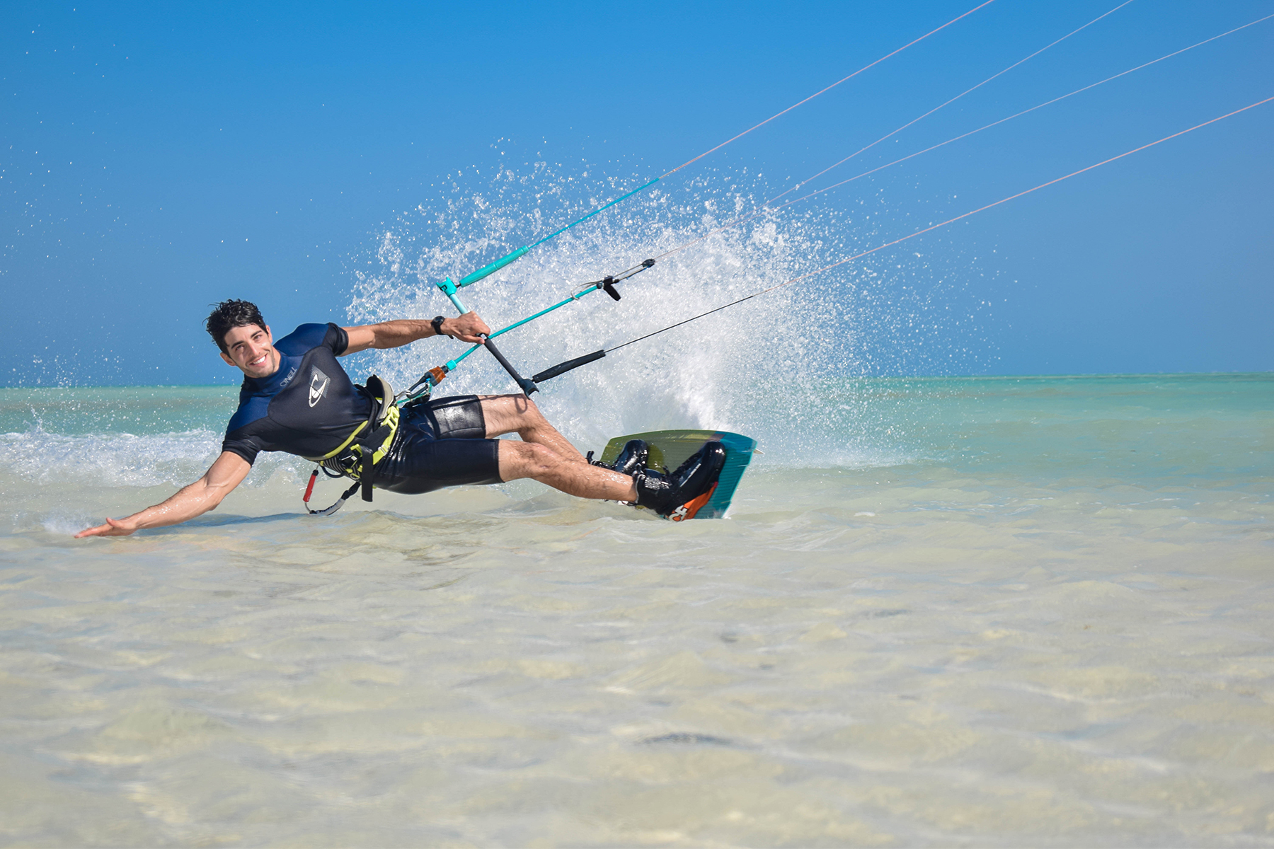 QatarTourism_Kitesurfing 72 Univers Luxe